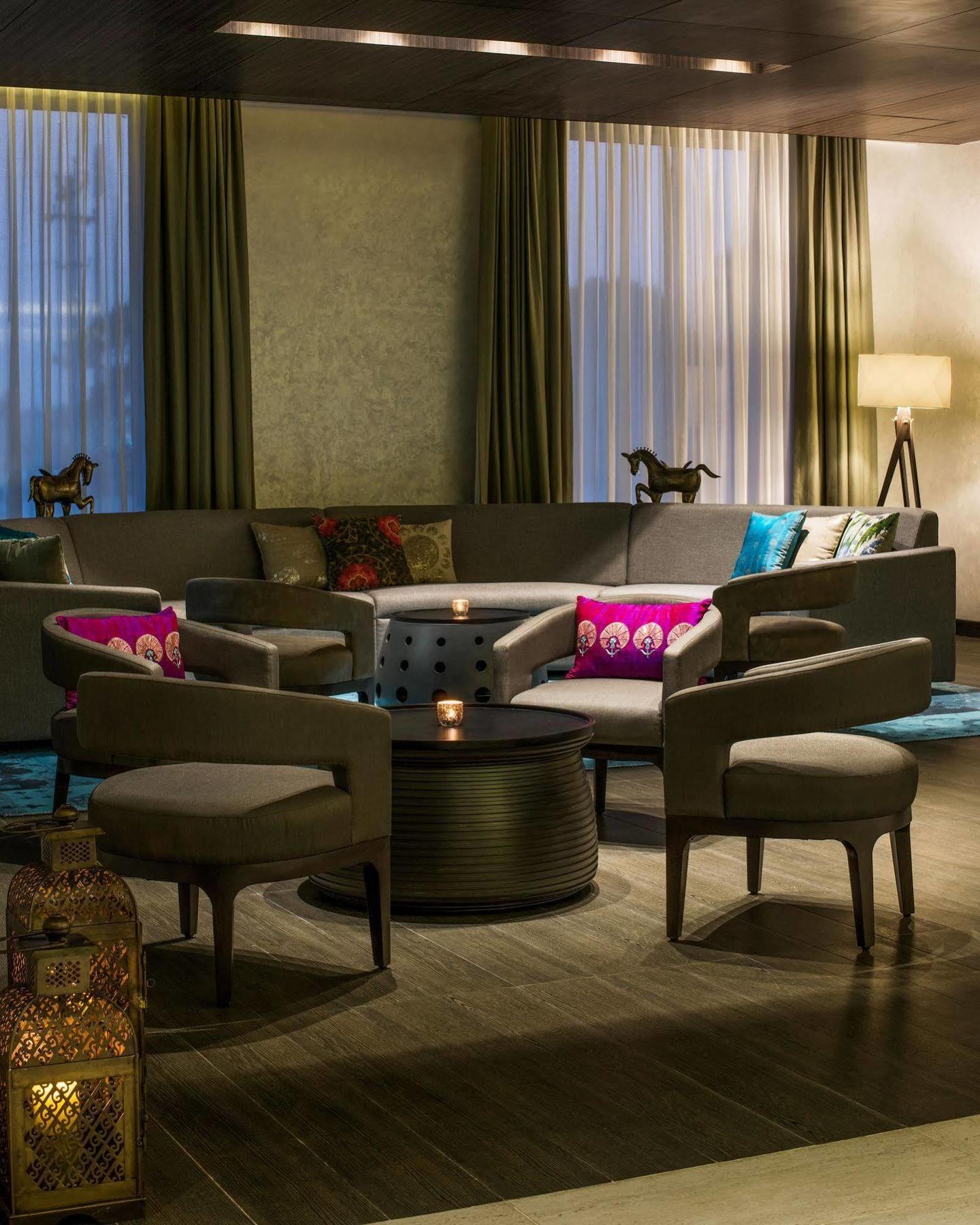 The Residency Towers, 5*