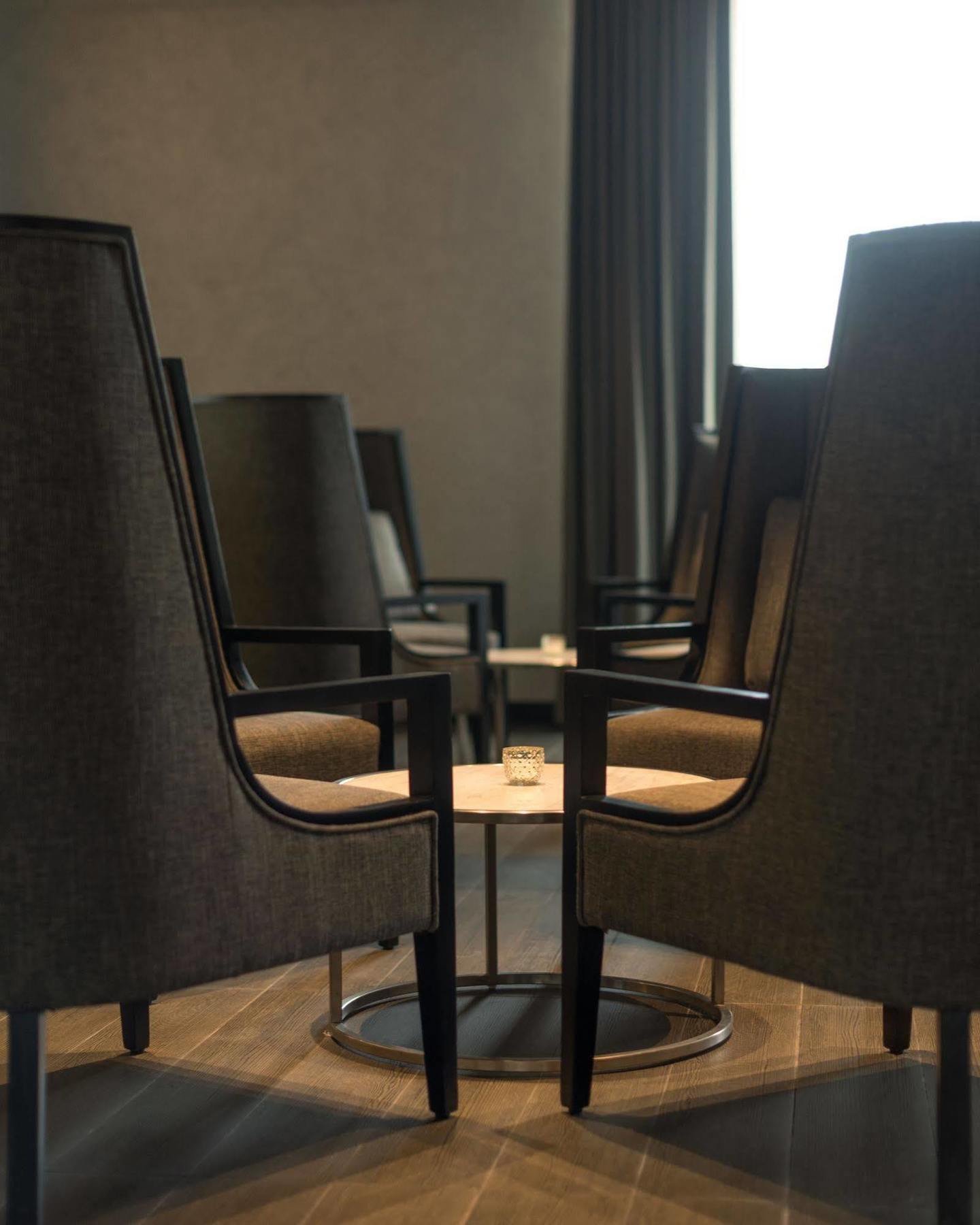 The Residency Towers, Hotel